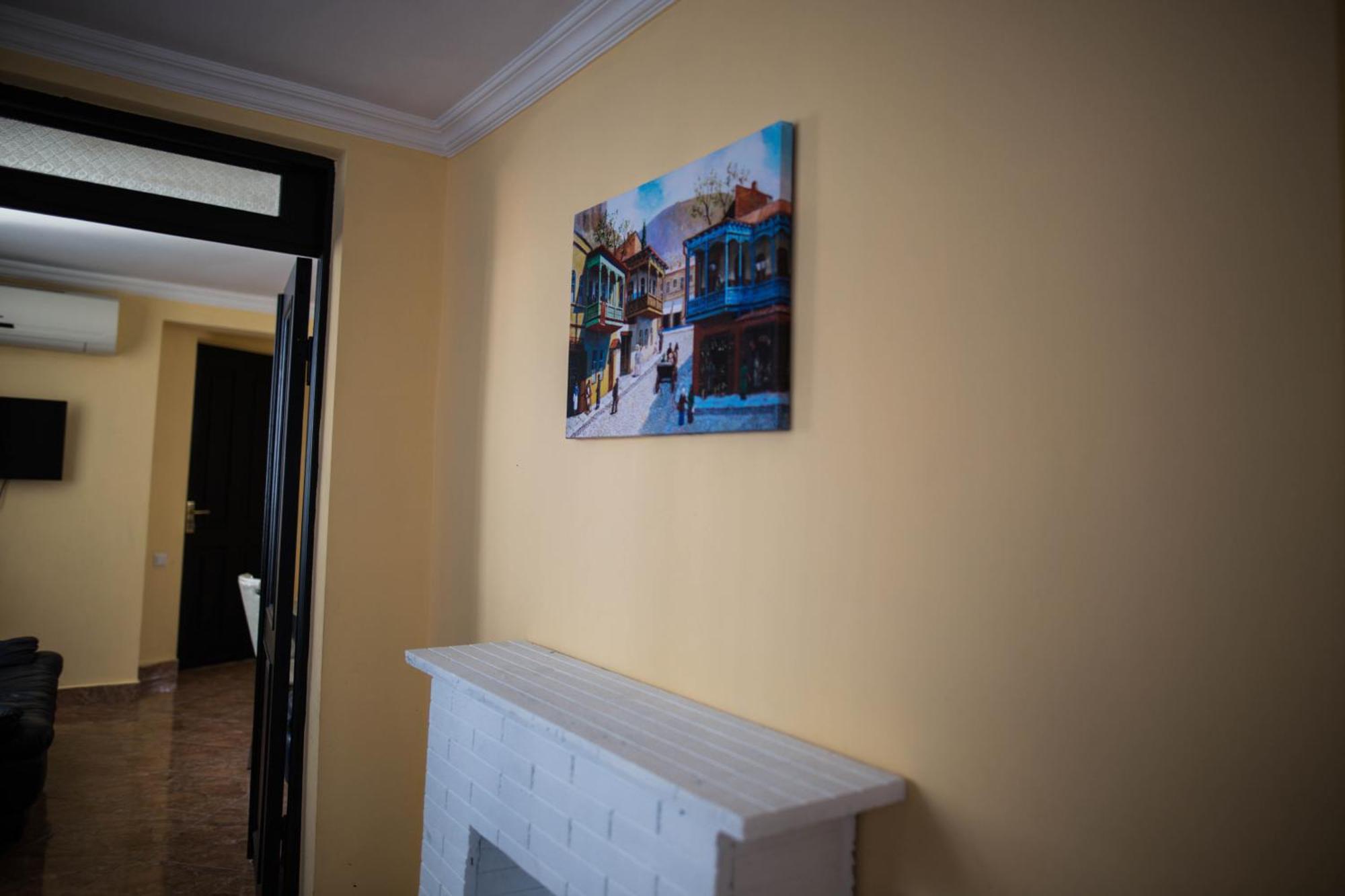 Central Apart-Hotel Batoemi Kamer foto